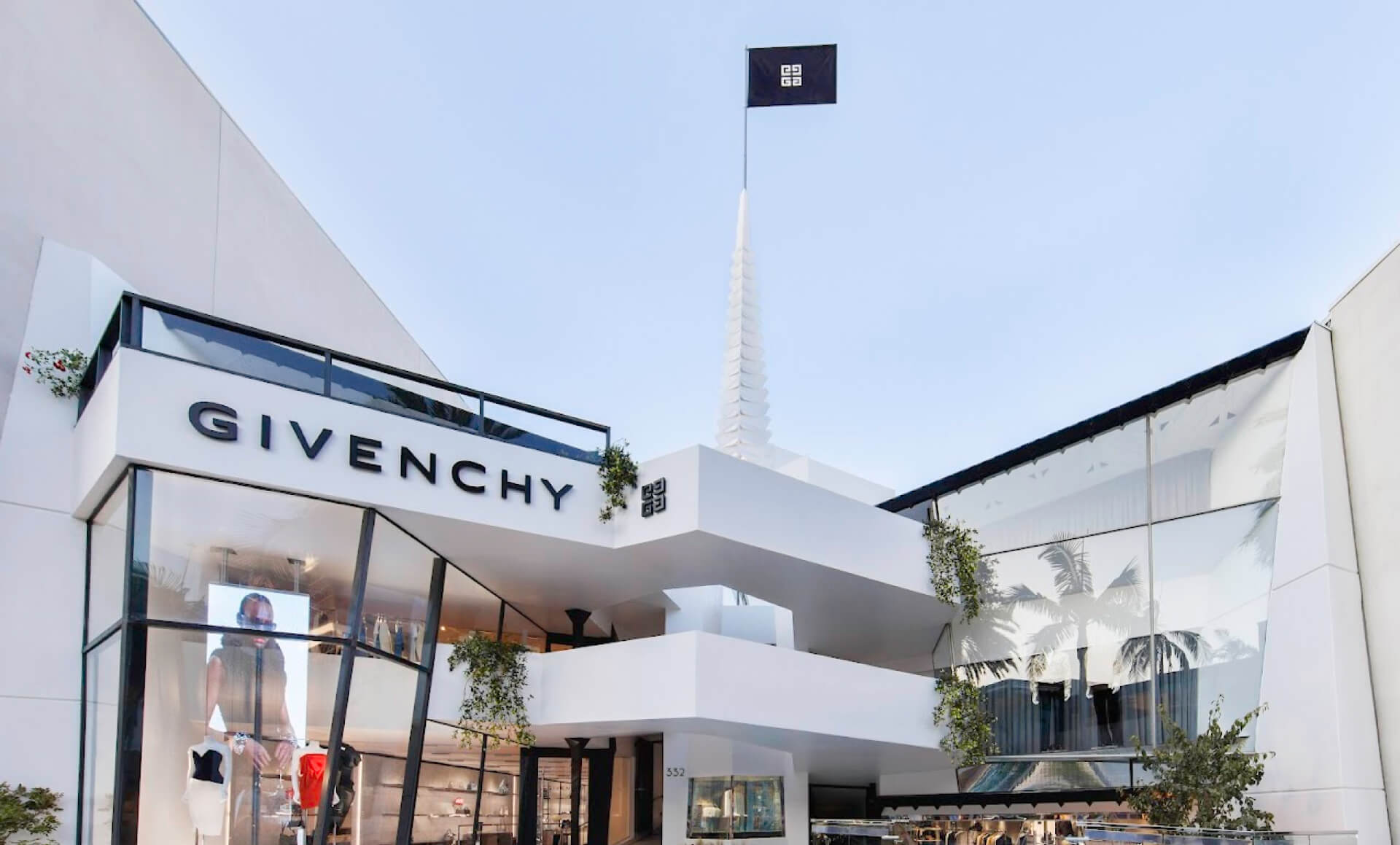Givenchy boutique in Rodeo Drive