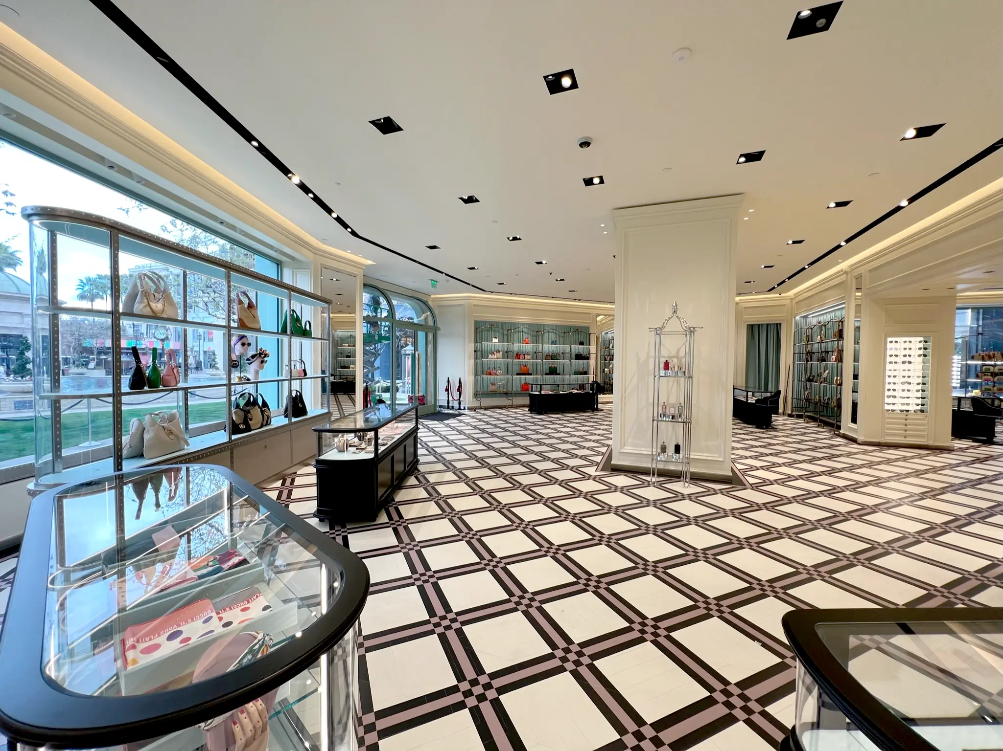 Gucci Glendale, project image 6