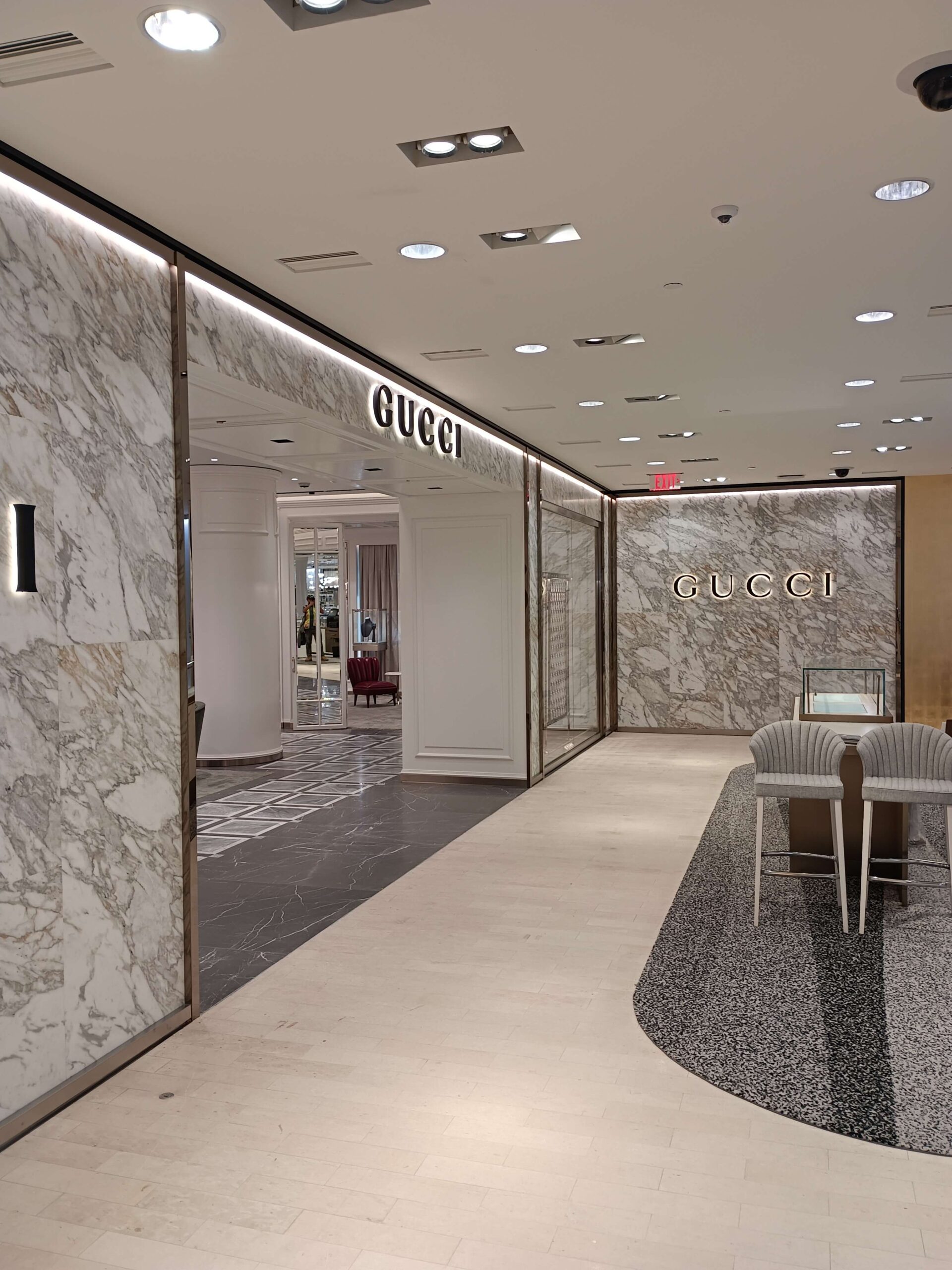 Gucci Saks Beverly Hills, project image 4