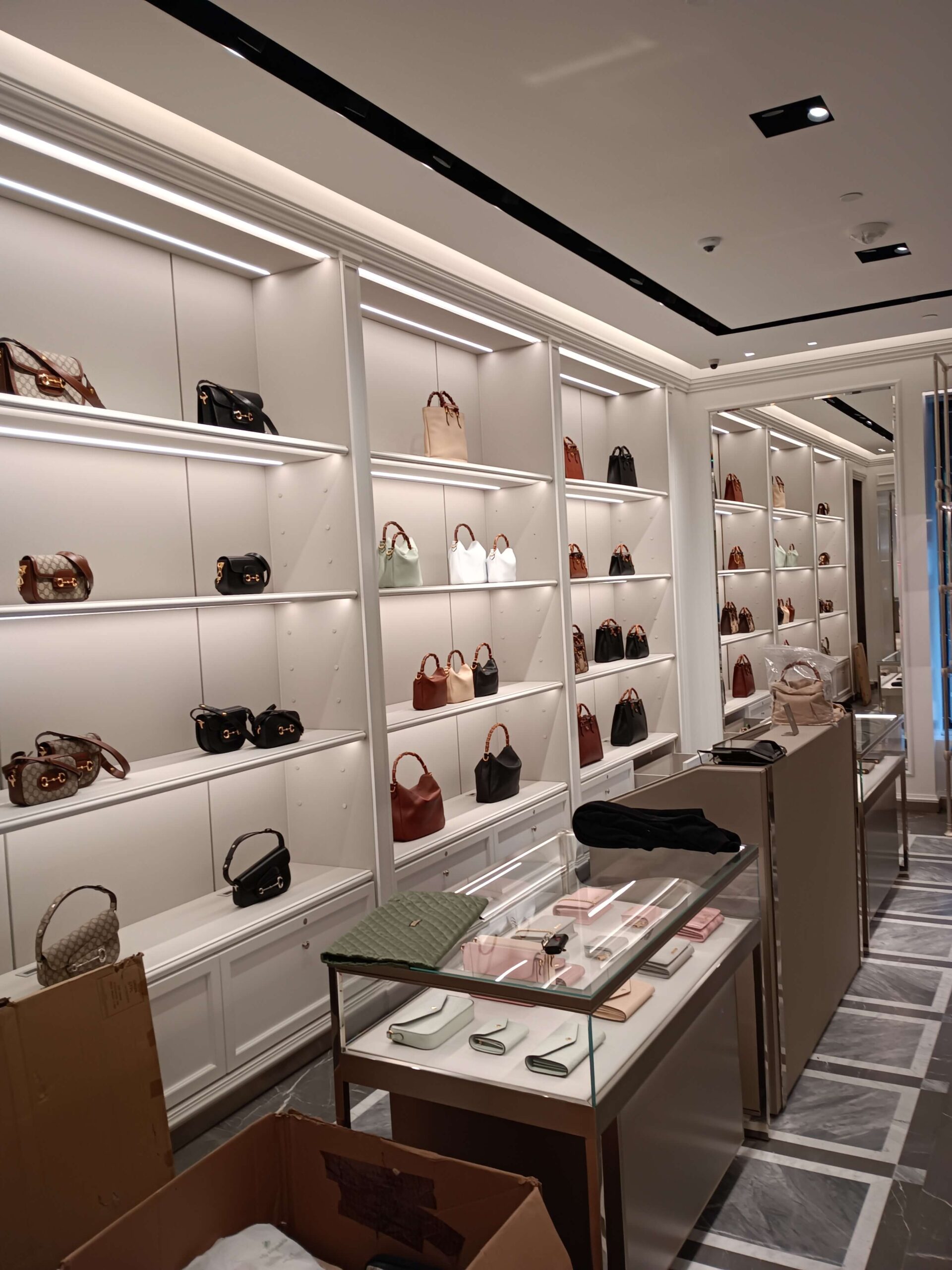 Gucci Saks Beverly Hills, project image 7