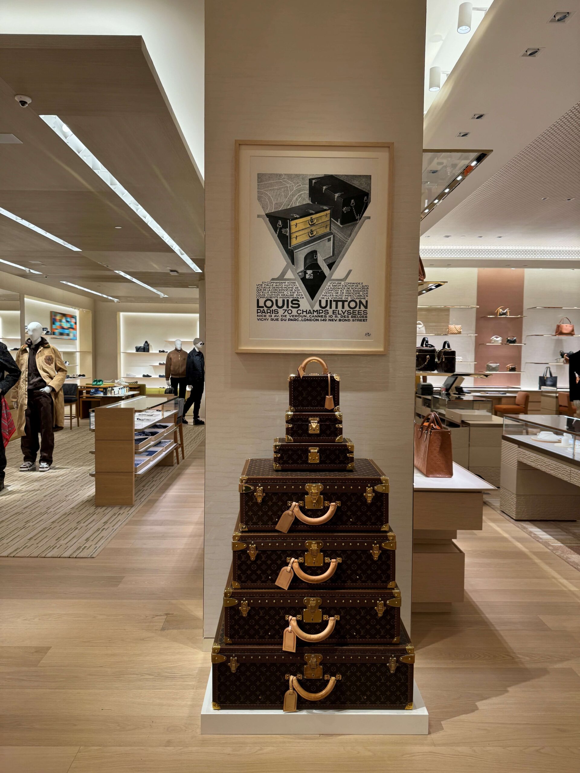 Louis Vuitton Glendale, project image 7
