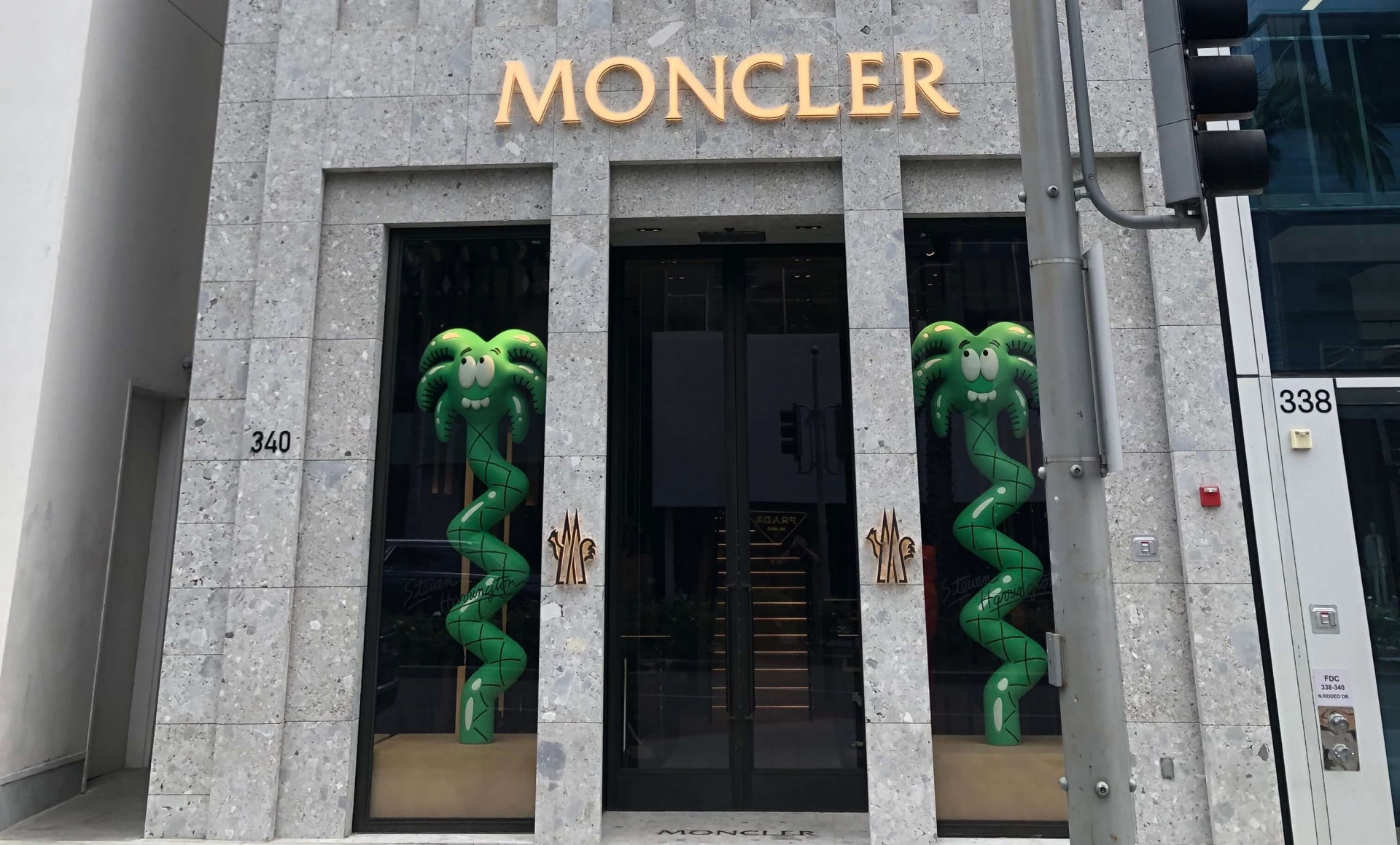 Moncler Rodeo Drive, project image 1