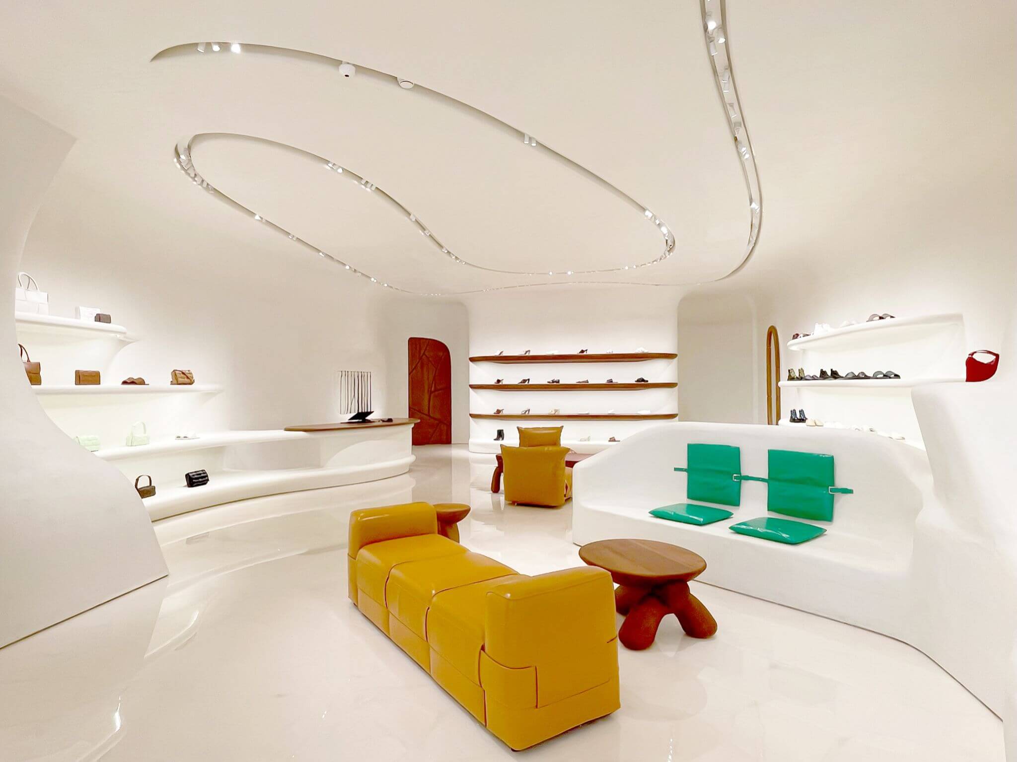 Bottega Veneta San Diego, project image 2